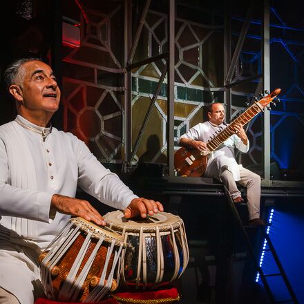 VISION - Flamenco meets India I Yenidze Theater Produktion I Foto: Roland Kersting